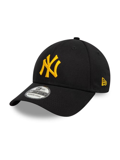 NEW ERA Hætte 'LEAGUE ESSENTIAL 39THIRTY NEYYAN'  mørkegul / sort / sølv