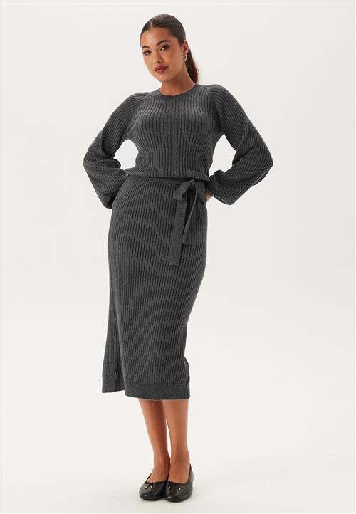 BUBBLEROOM Round Neck Rib Knitted Midi Dress