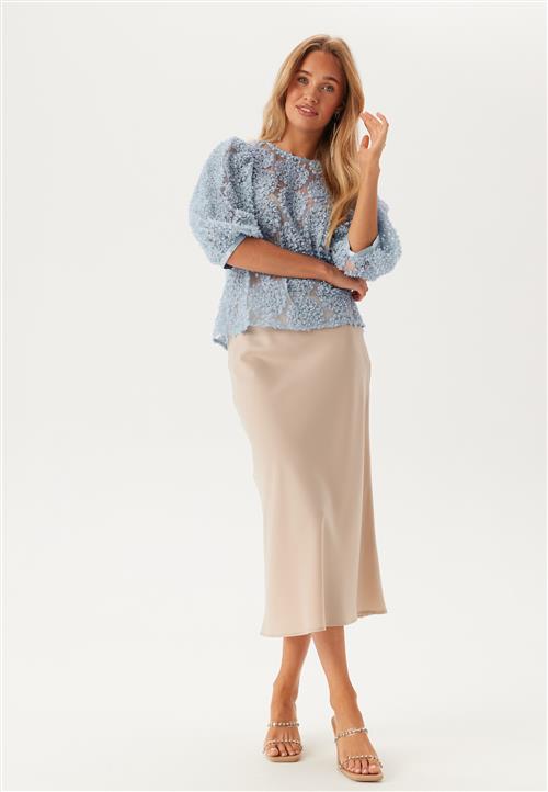 BUBBLEROOM 3D Flower Puff Sleeve Blouse