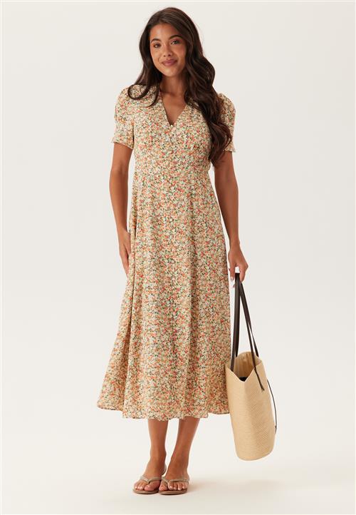 Se FOREVER NEW Safira Printed Midi Sun Dress ved Bubbleroom