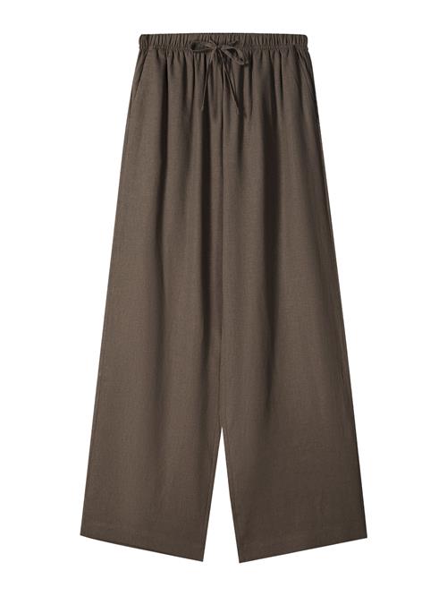 Se Bershka Bukser  brun ved About You