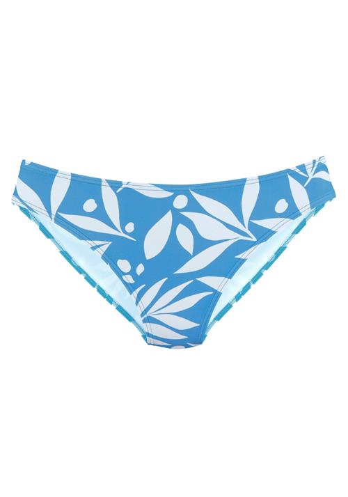 Se LASCANA ACTIVE Sportsbikinitrusse  himmelblå / offwhite ved About You