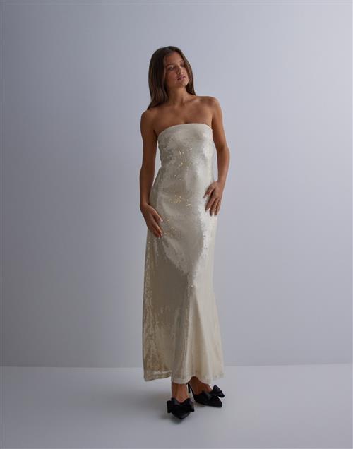 Nelly - Beige - Glossy Maxi Dress
