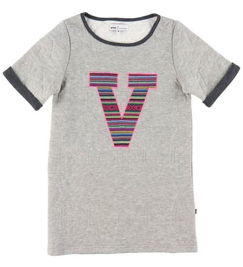 Se Hust and Claire Kjole - Wilde - Gråmeleret m. Broderi ved KidsWorld