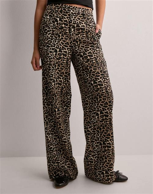 Se OBJECT - Mønstret - Objalba Lisa Wide Pant Print Noos ved Nelly