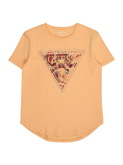 Se GUESS Bluser & t-shirts  abrikos / pink / sort / sølv ved About You