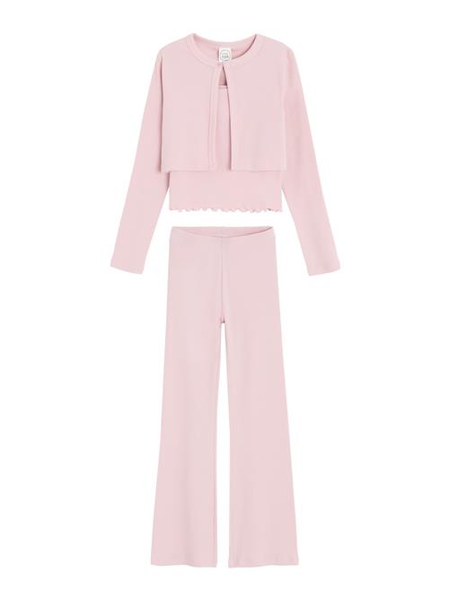 Se Cool Club Sæt  pink ved About You