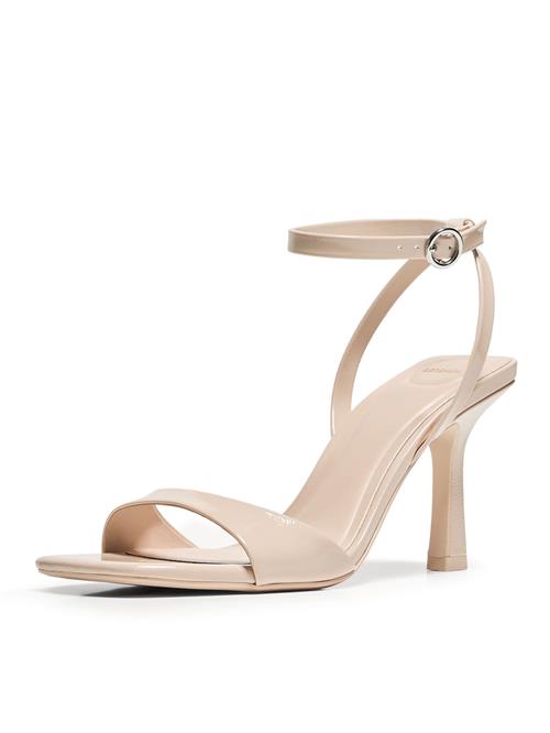 Se Bershka Slingpumps  elfenben ved About You