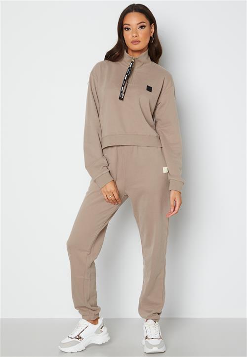 Svea W. Toxic Sweat Pants