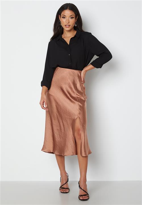 YAS Riksa HW Midi Skirt