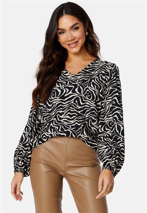 Object Collectors Item Leonora L/S V-Neck Top