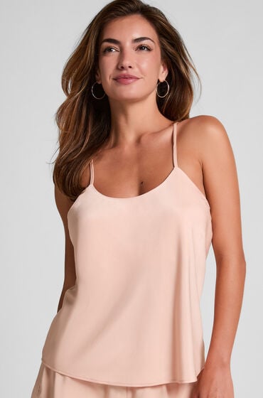 Se Hunkemöller Cami top Satin Ayla pink ved Hunkemøller