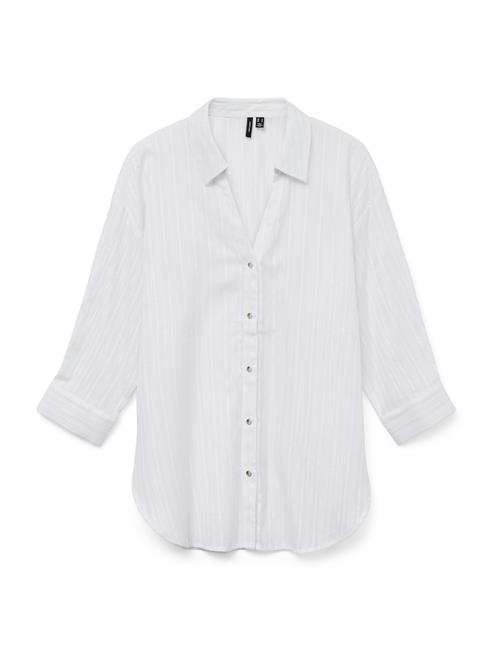 Se VERO MODA Bluse 'VMOLLA'  hvid ved About You