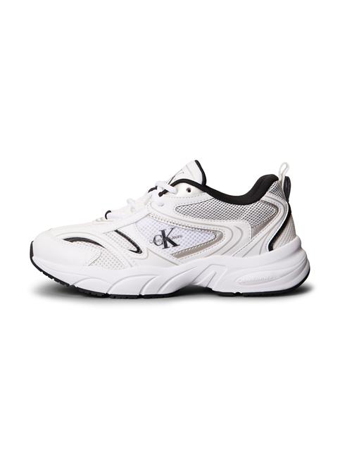 Se Calvin Klein Jeans Sneaker low 'Retro Tennis'  sort / sølv / hvid ved About You