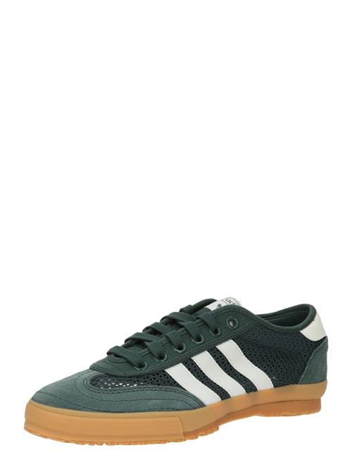 Se ADIDAS ORIGINALS Sneaker low  gran / hvid ved About You