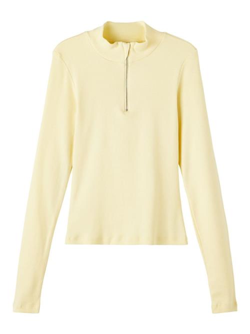 Se LMTD Bluser & t-shirts  lysegul ved About You