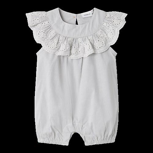 Se NAME IT Sommerdragt Hiline Chambray Blue ved SmartKidz