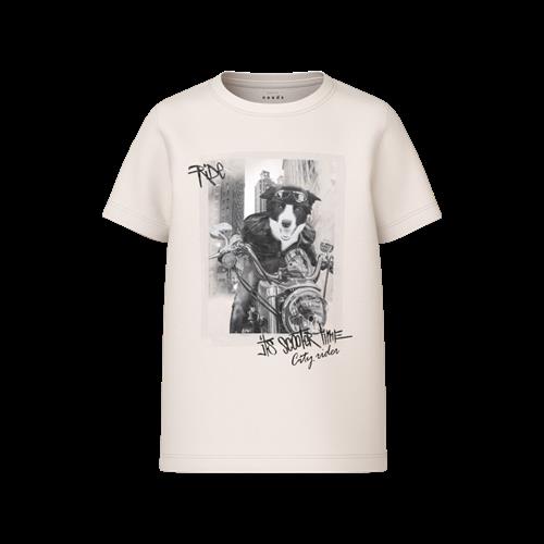 Se NAME IT T-Shirt Voto Jet Stream hos SmartKidz