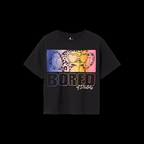 Se NAME IT Boxy T-Shirt Matta Black hos SmartKidz