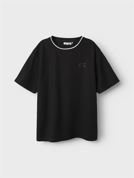 Se NAME IT Sports T-shirt Kristan Black hos SmartKidz