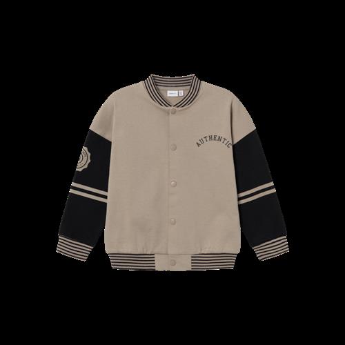 Se NAME IT Nassen Sweat Cardigan Weathered Teak Black hos SmartKidz