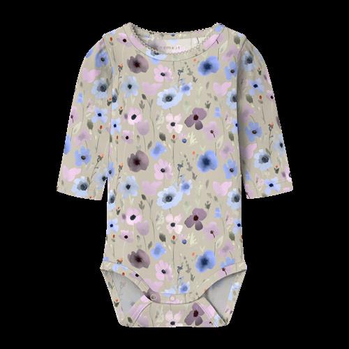 Se NAME IT Langærmet Body Tiane Summer Sand hos SmartKidz