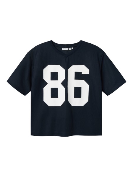 Se NAME IT Sports T-shirt Ferd Navy Blazer hos SmartKidz
