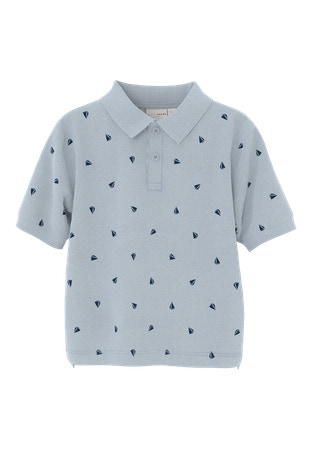 Se NAME IT Polo T-shirt Volo Celestial Blue Boats hos SmartKidz