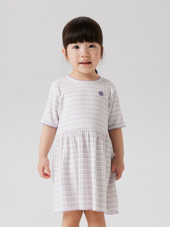 Se NAME IT T-shirt Kjole Fiona Bright White Stripes hos SmartKidz