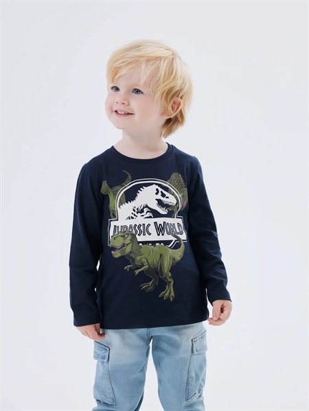 Se NAME IT Jurassic World Bluse Nijal Dark Sapphire hos SmartKidz