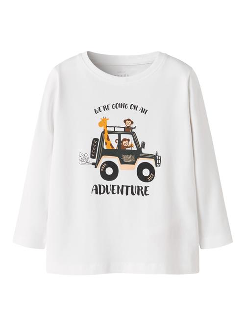 Se NAME IT Bluse Vux Bright White Jungle Car hos SmartKidz