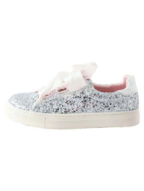 Se Next Sneakers  sølv / hvid ved About You