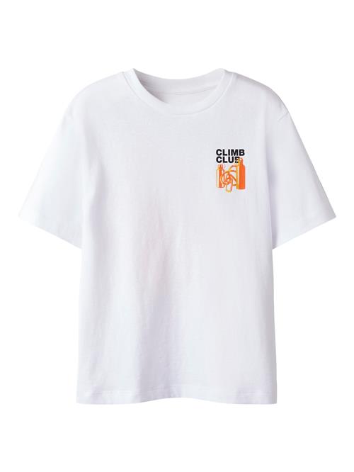 Se NAME IT T-shirt Kaspes Bright White Climb hos SmartKidz