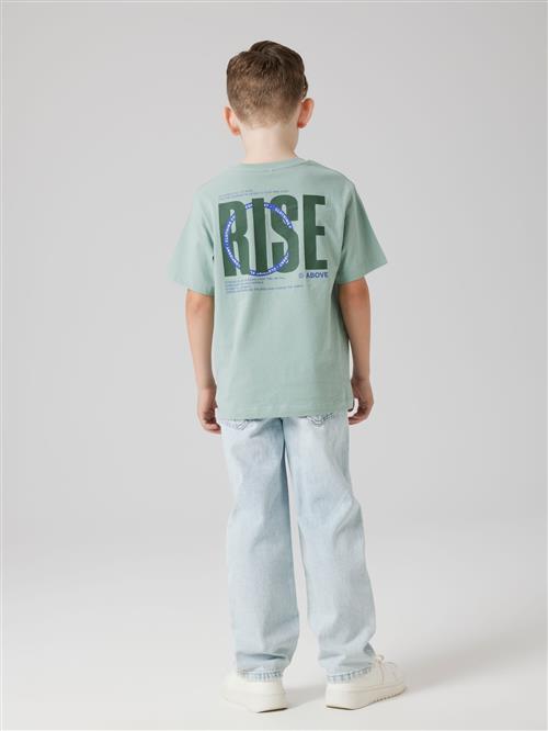 Se NAME IT T-shirt Louis Jadeite hos SmartKidz