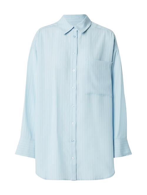 SELECTED Bluse 'MADDIE'  lyseblå / hvid