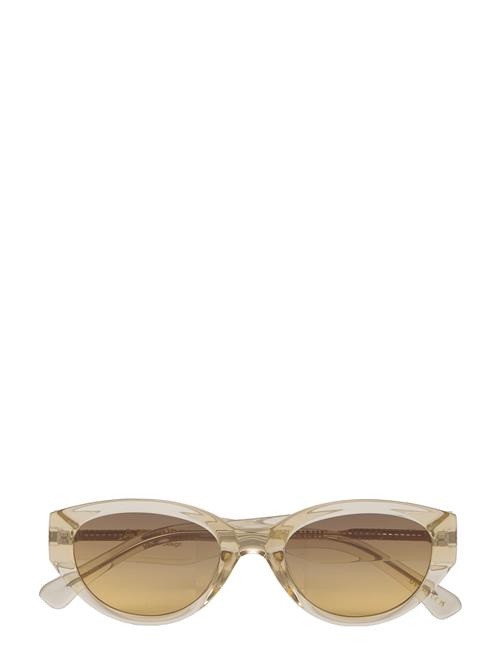 Winnie A.Kjærbede Beige