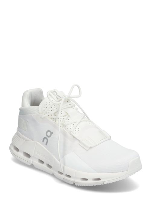 Cloudnova 2 On White
