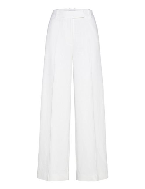 Devon Reiss White