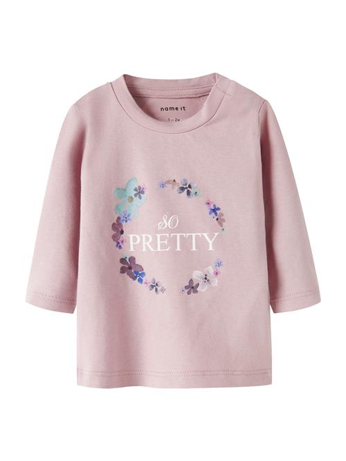 NAME IT Bluser & t-shirts 'NBFNEYA'  lyseblå / lilla / brombær / hvid