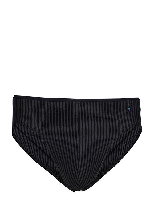 Se Brief Schiesser Black ved Booztlet