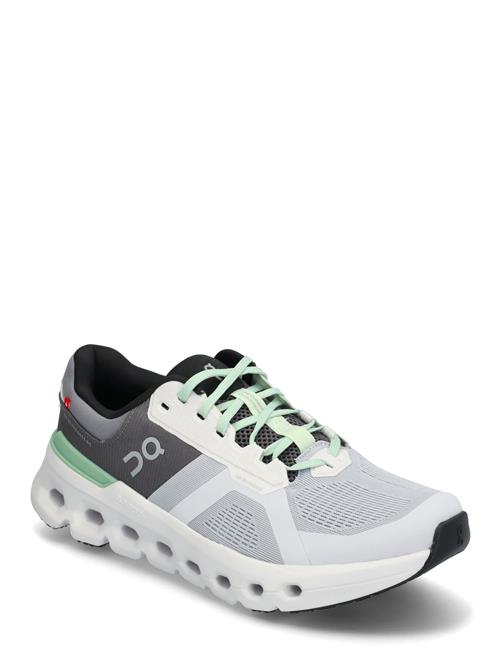 Cloudrunner 2 On Grey