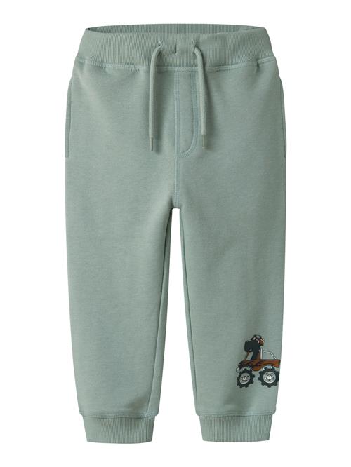 Se NAME IT Sweatpants Vimo Jadeite Dino Racing hos SmartKidz