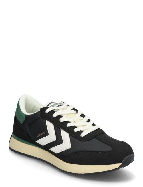 Se Stadion 23 Hummel Black ved Booztlet
