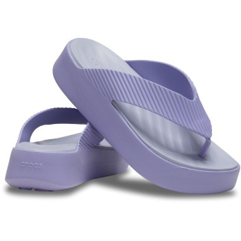 Crocs Getaway Groove Platform Flip Lavendel US W8 (EU 38-39) Dame