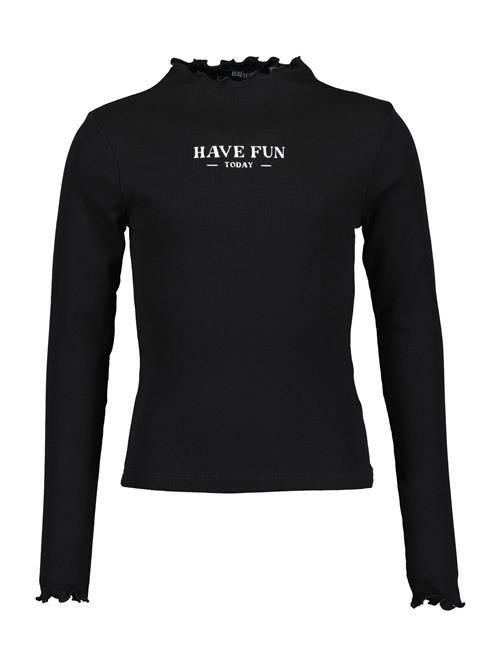Se BLUE SEVEN Bluser & t-shirts  sort / hvid ved About You