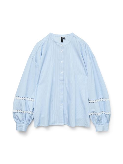 VERO MODA Bluse 'VMJANNI'  lyseblå / hvid