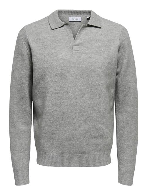 Se Onsraymond Reg 12 Resort Knit ONLY & SONS Grey ved Booztlet