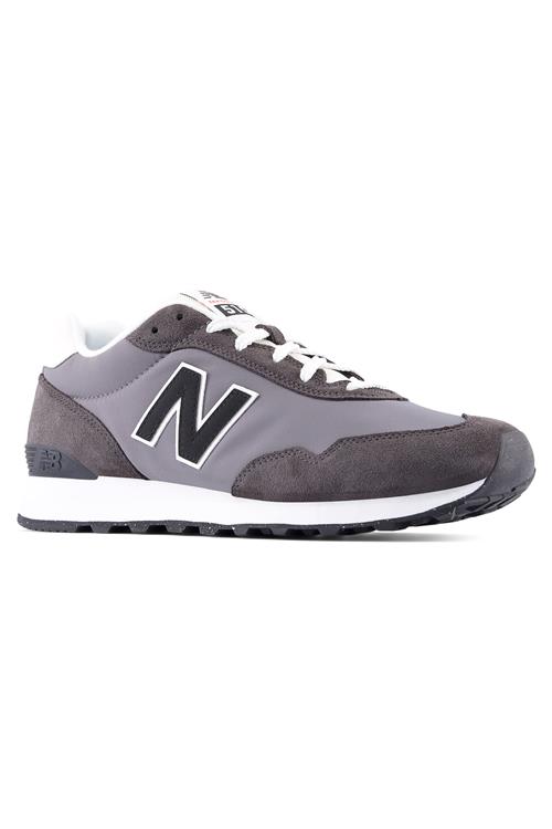 Se New Balance Sneakers hos Tøjeksperten