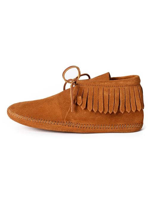 Minnetonka Snøresko 'Classic Fringe'  brun