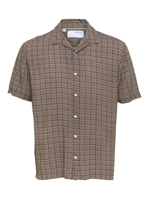 Se SLHRELAX-VERO SHIRT SS AOP hos Din tøjmand